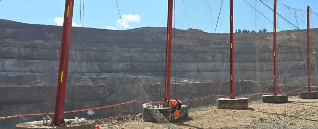 barrera-sobre-neumaicos-de-volquetes-mineros