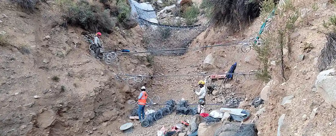 instalación-barrera-contra-aluviones